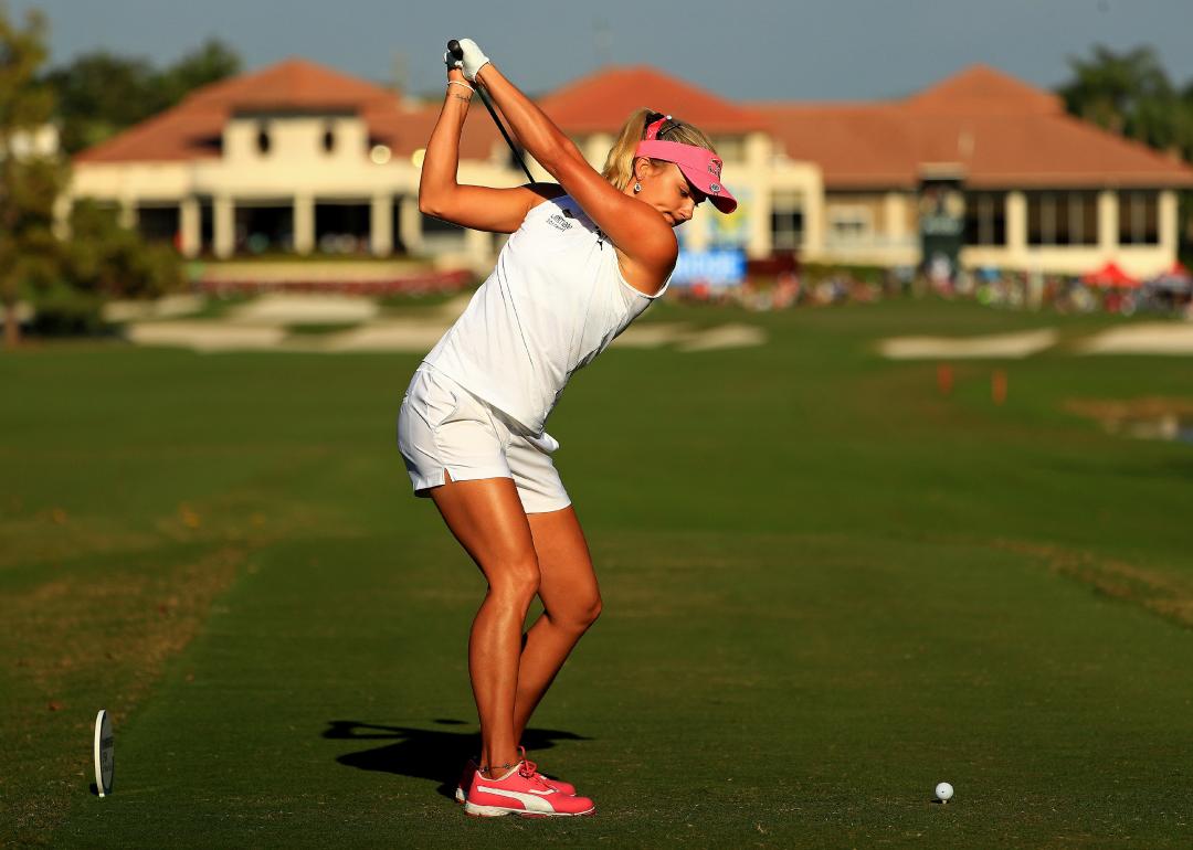 Lexi Thompson hits her tee shot on the 18th hole